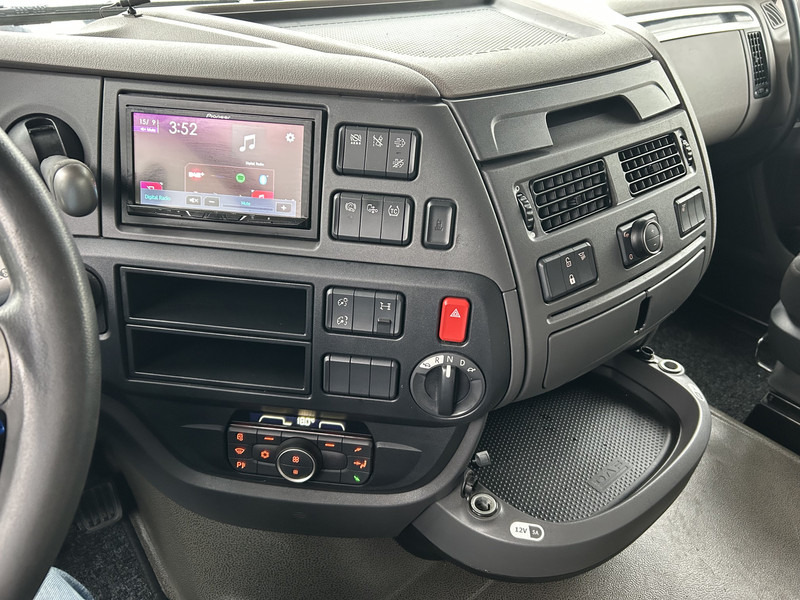 DAF XF 480 FT Space Cab / 450 dkm / New Tacho V2 / 2 Tanks / APK TUV 07-26 - Тягач: фото 5 DAF XF 480 FT Space Cab / 450 dkm / New Tacho V2 / 2 Tanks / APK TUV 07-26 - Тягач: фото 5