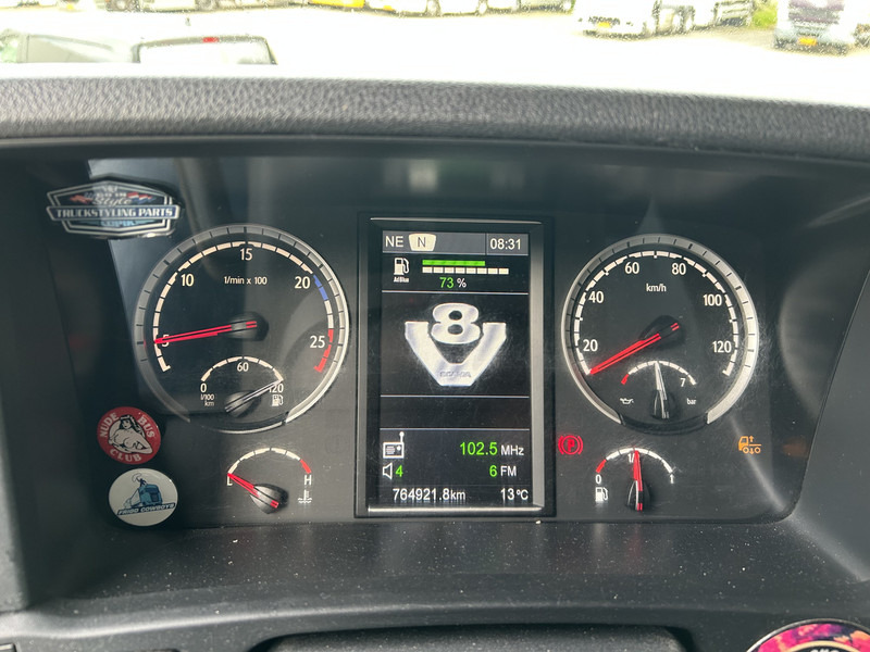 Scania R520 V8 / Showtruck / Buffl Special Interior / Vol Lucht / Retarder - Тягач: фото 4 Scania R520 V8 / Showtruck / Buffl Special Interior / Vol Lucht / Retarder - Тягач: фото 4