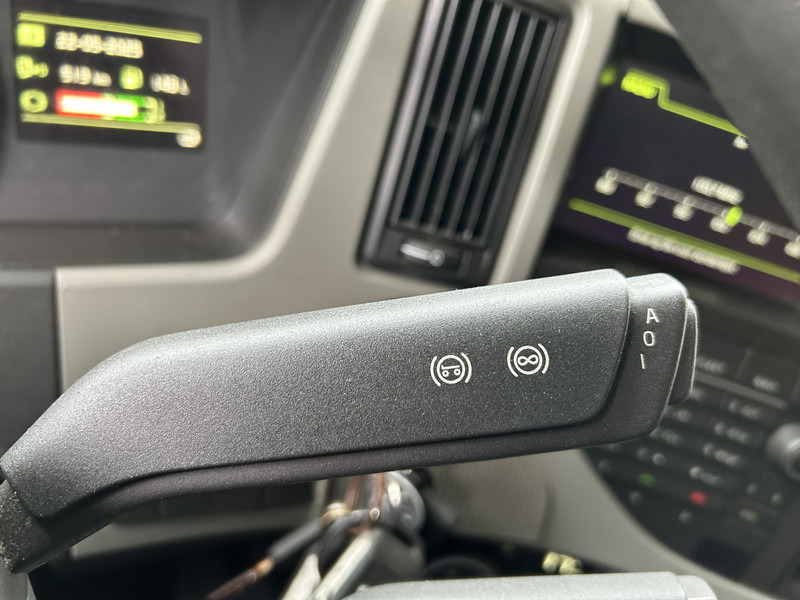 Volvo FM 370 Globetrotter / 770 dkm / 2 Tanks / APK TUV 07-25 - Тягач: фото 5 Volvo FM 370 Globetrotter / 770 dkm / 2 Tanks / APK TUV 07-25 - Тягач: фото 5