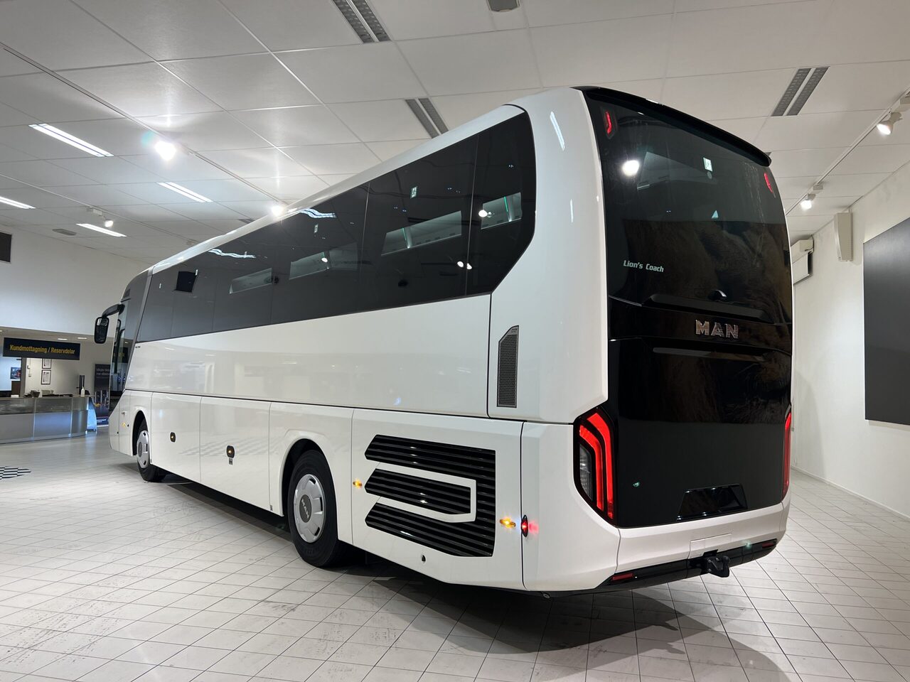 MAN Lions Coach R07 Euro 6E - Туристический автобус: фото 4 MAN Lions Coach R07 Euro 6E - Туристический автобус: фото 4
