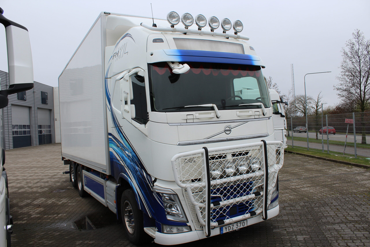 Volvo FH Fjärr - Грузовик с закрытым кузовом: фото 3 Volvo FH Fjärr - Грузовик с закрытым кузовом: фото 3