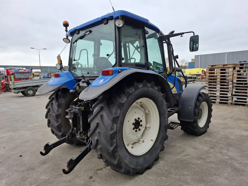New Holland T5050 T5050 - Трактор: фото 3 New Holland T5050 T5050 - Трактор: фото 3