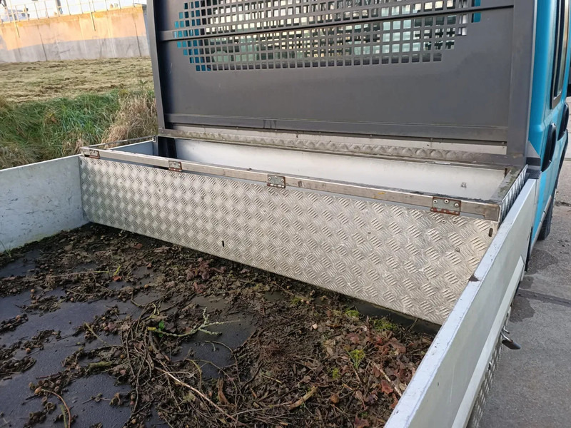 Легковой фургон Peugeot Boxer 2.2 HDI Pickup: фото 17 Легковой фургон Peugeot Boxer 2.2 HDI Pickup: фото 17