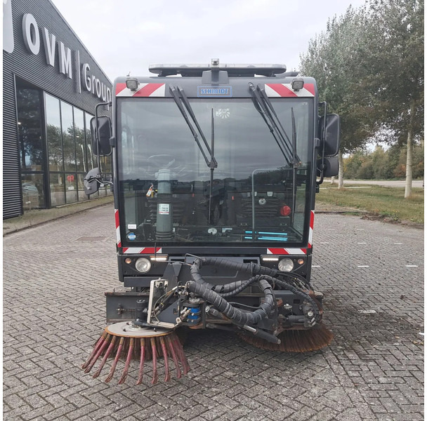 Schmidt CLEANGO 500 CLEANGO 500 - Подметально-уборочная машина: фото 3 Schmidt CLEANGO 500 CLEANGO 500 - Подметально-уборочная машина: фото 3