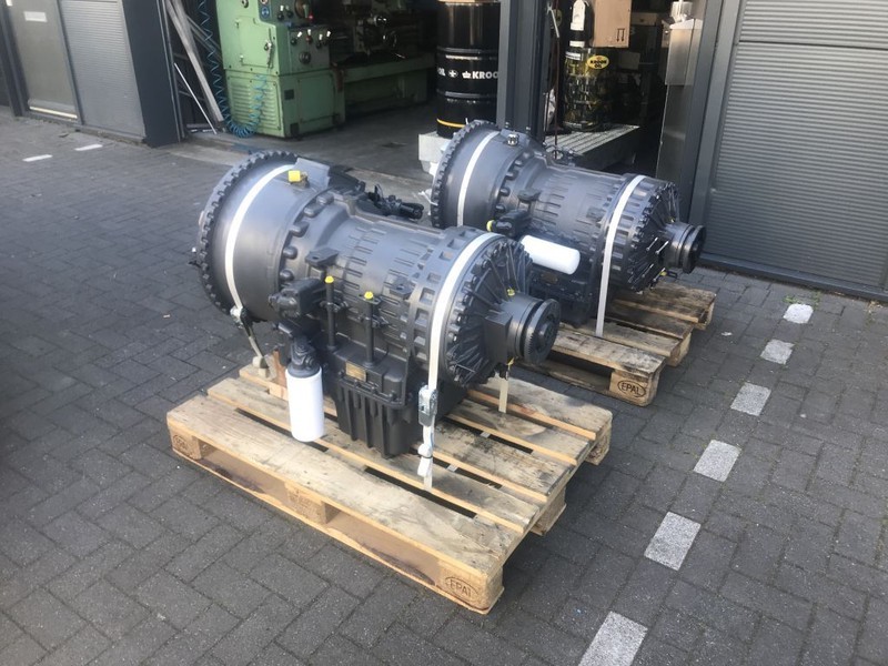 Volvo VT1906PT With or Without retarder / With or without second steering pump - Коробка передач: фото 3 Volvo VT1906PT With or Without retarder / With or without second steering pump - Коробка передач: фото 3