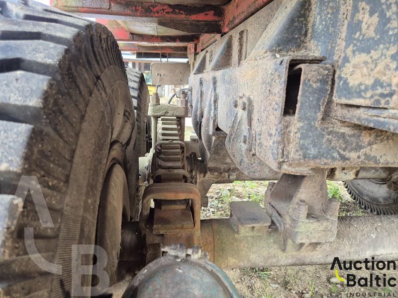 1PTS-9 - Тентованный полуприцеп: фото 5 1PTS-9 - Тентованный полуприцеп: фото 5