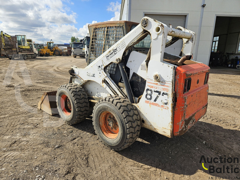 Bobcat 873 - Мини-погрузчик с бортовым поворотом: фото 5 Bobcat 873 - Мини-погрузчик с бортовым поворотом: фото 5