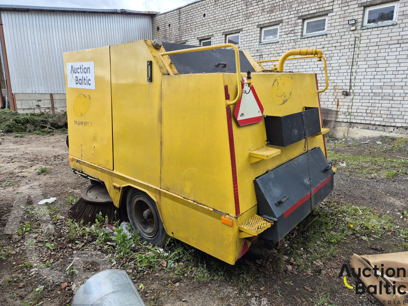 Broddway 1900 - Подметально-уборочная машина: фото 4 Broddway 1900 - Подметально-уборочная машина: фото 4