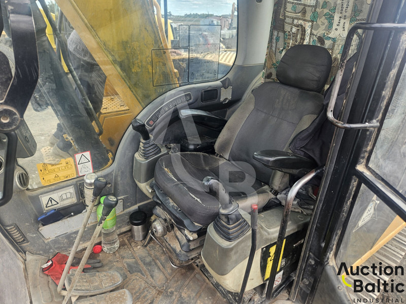 Колёсный экскаватор JCB JS 160 W: фото 10