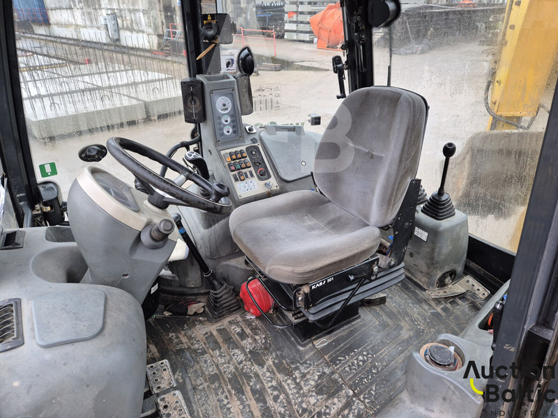 Komatsu WB93S-5 - Экскаватор-погрузчик: фото 5 Komatsu WB93S-5 - Экскаватор-погрузчик: фото 5