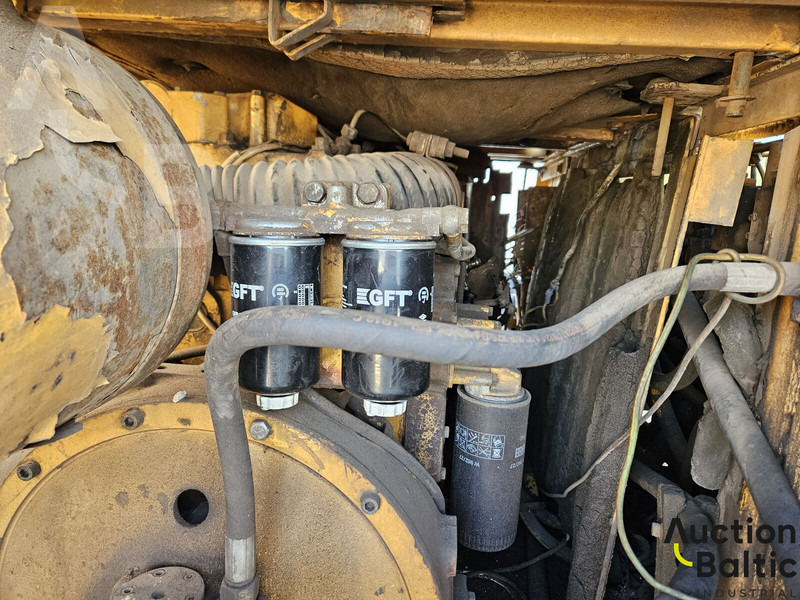 Гусеничный экскаватор Liebherr R 902: фото 18