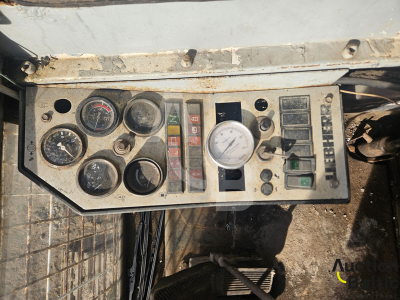 Гусеничный экскаватор Liebherr R 902: фото 6