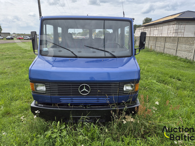 Mercedes-Benz 609 D - Грузовик бортовой/ Платформа: фото 2 Mercedes-Benz 609 D - Грузовик бортовой/ Платформа: фото 2