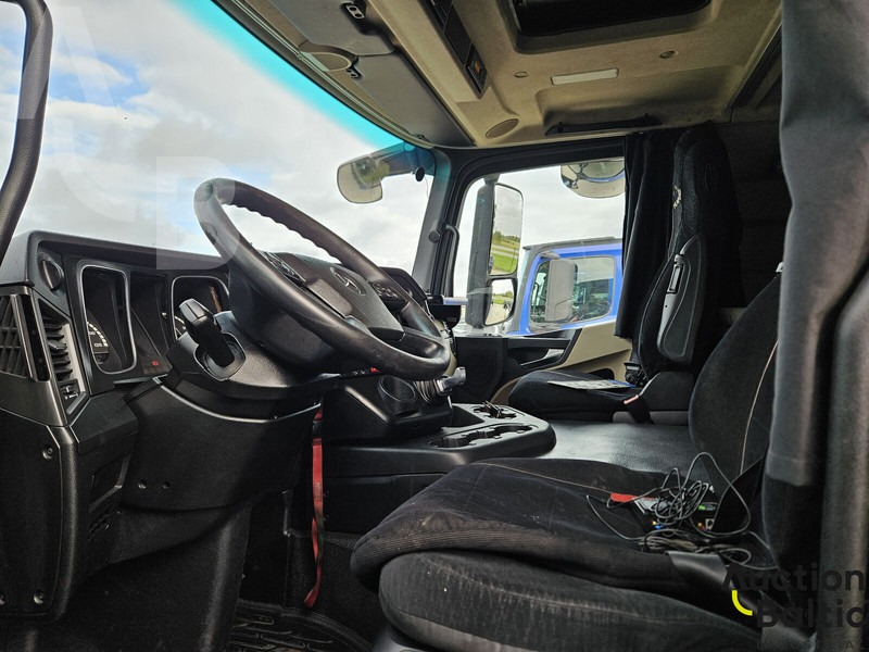 Грузовик-шасси Mercedes-Benz Actros 1843: фото 7