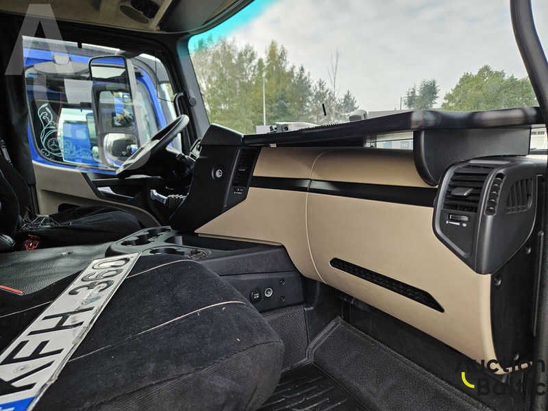 Грузовик-шасси Mercedes-Benz Actros 1843: фото 10