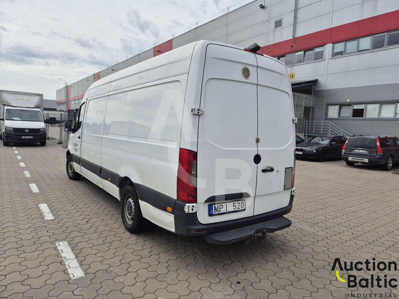 Mercedes-Benz Sprinter 316 - Цельнометаллический фургон: фото 4 Mercedes-Benz Sprinter 316 - Цельнометаллический фургон: фото 4