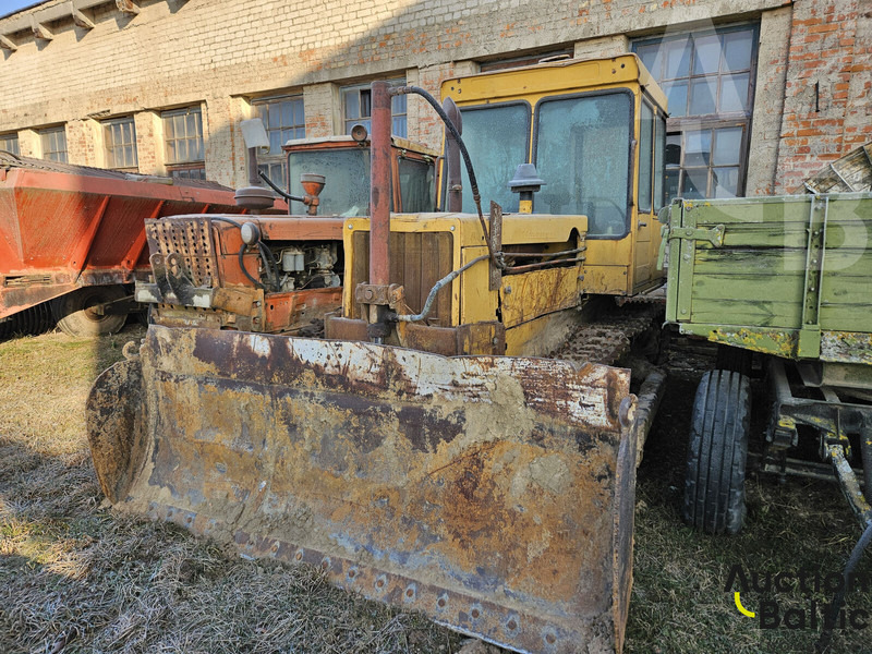 Onbekend DT-75 - Гусеничный трактор: фото 2 Onbekend DT-75 - Гусеничный трактор: фото 2