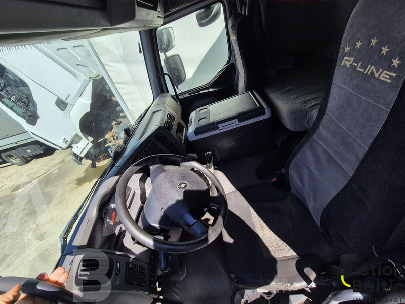 Renault Midlum - Тентованный грузовик: фото 5 Renault Midlum - Тентованный грузовик: фото 5