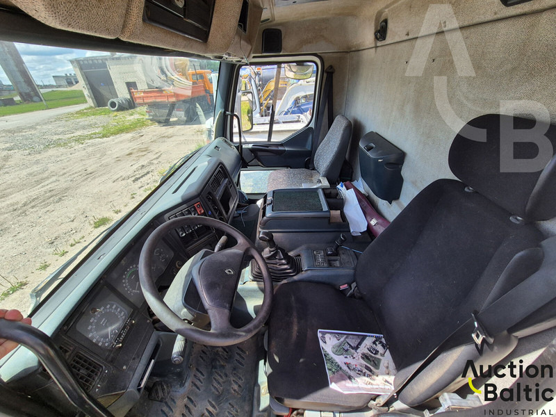 Renault Premium 250.18 - Грузовик-цистерна: фото 5 Renault Premium 250.18 - Грузовик-цистерна: фото 5