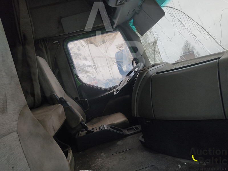 Renault Premium Route - Портальный бункеровоз: фото 5 Renault Premium Route - Портальный бункеровоз: фото 5