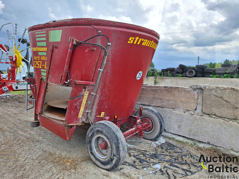 Strautmann VM 1251 L - Инвентарь для животноводства: фото 5 Strautmann VM 1251 L - Инвентарь для животноводства: фото 5