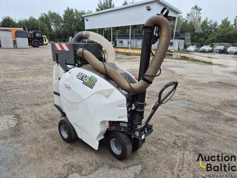 TSM Aria 240 - Подметально-уборочная машина: фото 2 TSM Aria 240 - Подметально-уборочная машина: фото 2