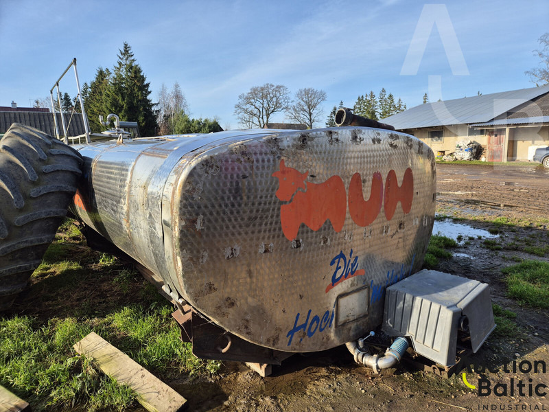 Tank - Грузовик-цистерна: фото 2 Tank - Грузовик-цистерна: фото 2