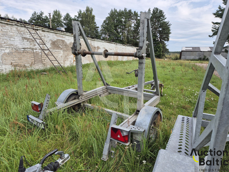 Tiki KP1500-RB - Тентованный полуприцеп: фото 3 Tiki KP1500-RB - Тентованный полуприцеп: фото 3