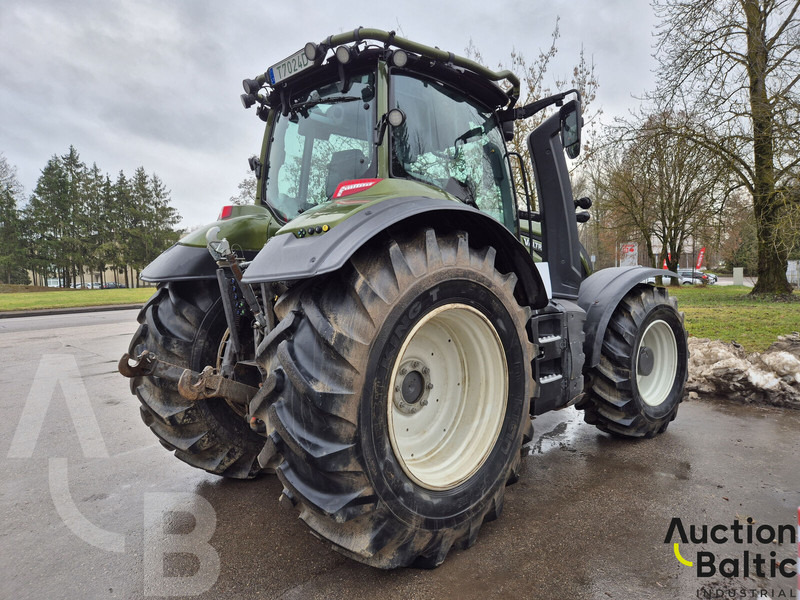 Valtra T235 - Трактор: фото 4 Valtra T235 - Трактор: фото 4