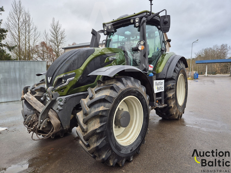 Valtra T235 - Трактор: фото 1 Valtra T235 - Трактор: фото 1