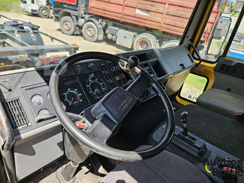 Грузовик бортовой/ Платформа Volvo FL612: фото 7 Грузовик бортовой/ Платформа Volvo FL612: фото 7