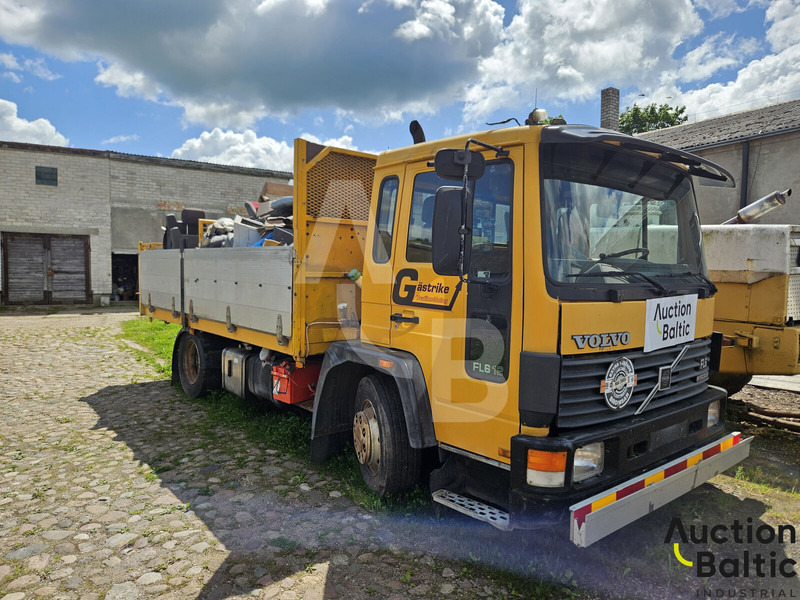 Volvo FL612 - Грузовик бортовой/ Платформа: фото 2 Volvo FL612 - Грузовик бортовой/ Платформа: фото 2