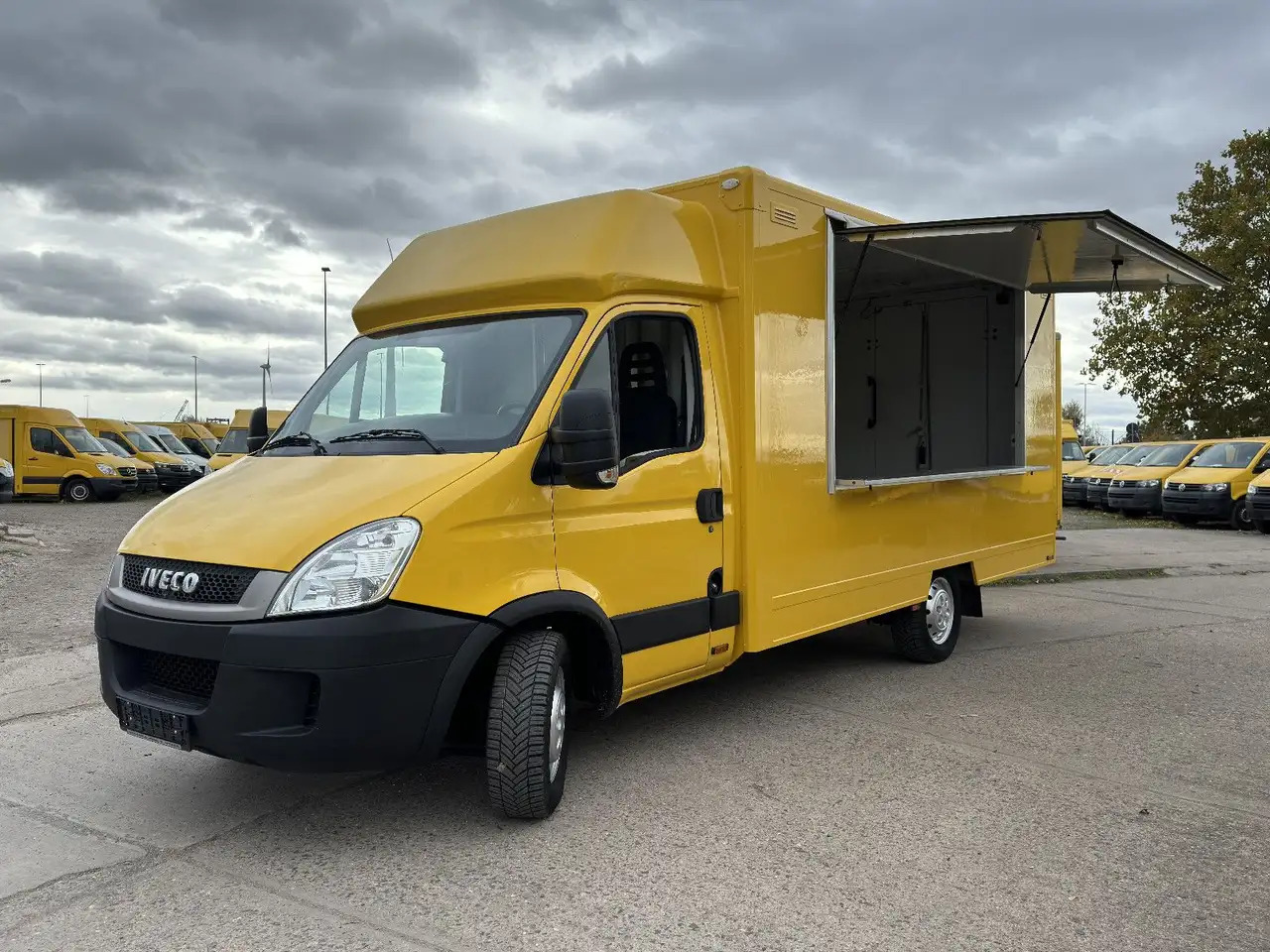 Iveco C30C/ FOODTRUCK/ Daily - Другая техника: фото 2 Iveco C30C/ FOODTRUCK/ Daily - Другая техника: фото 2