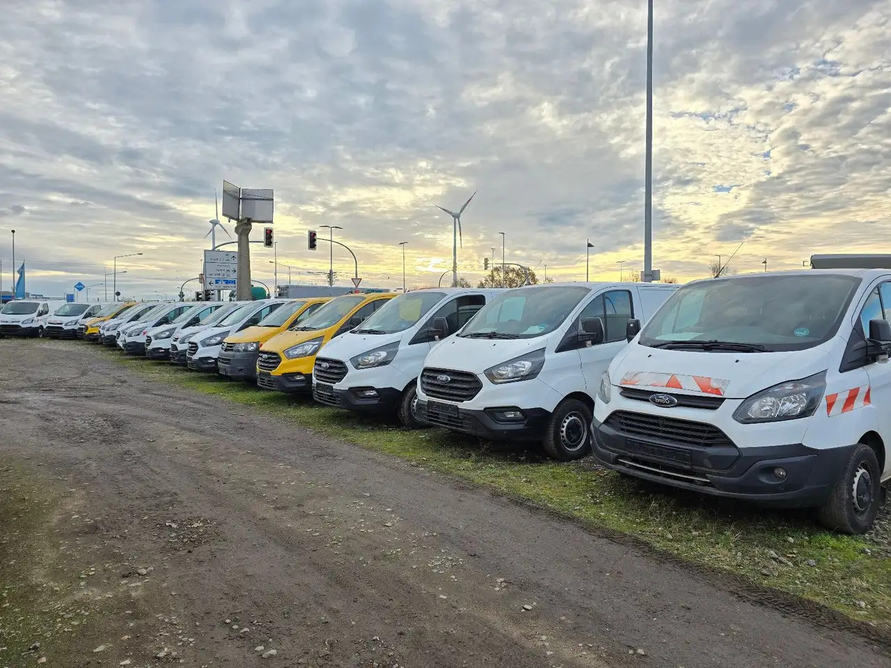 Ford Transit Custom/Werkstattfahrzeug - Цельнометаллический фургон: фото 1 Ford Transit Custom/Werkstattfahrzeug - Цельнометаллический фургон: фото 1