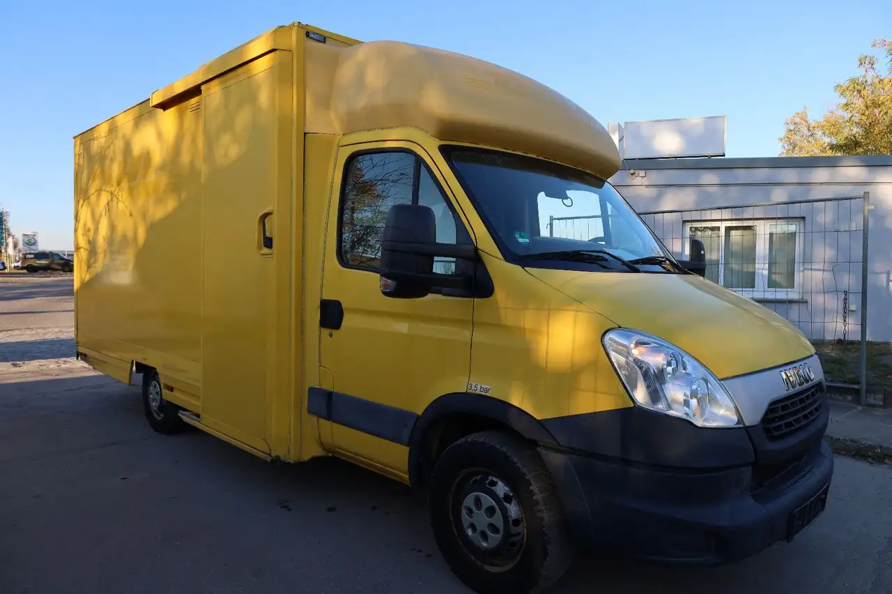 Iveco Daily/ Regalsystem/Luftfeder/1. Hand - Фургон с закрытым кузовом: фото 2 Iveco Daily/ Regalsystem/Luftfeder/1. Hand - Фургон с закрытым кузовом: фото 2