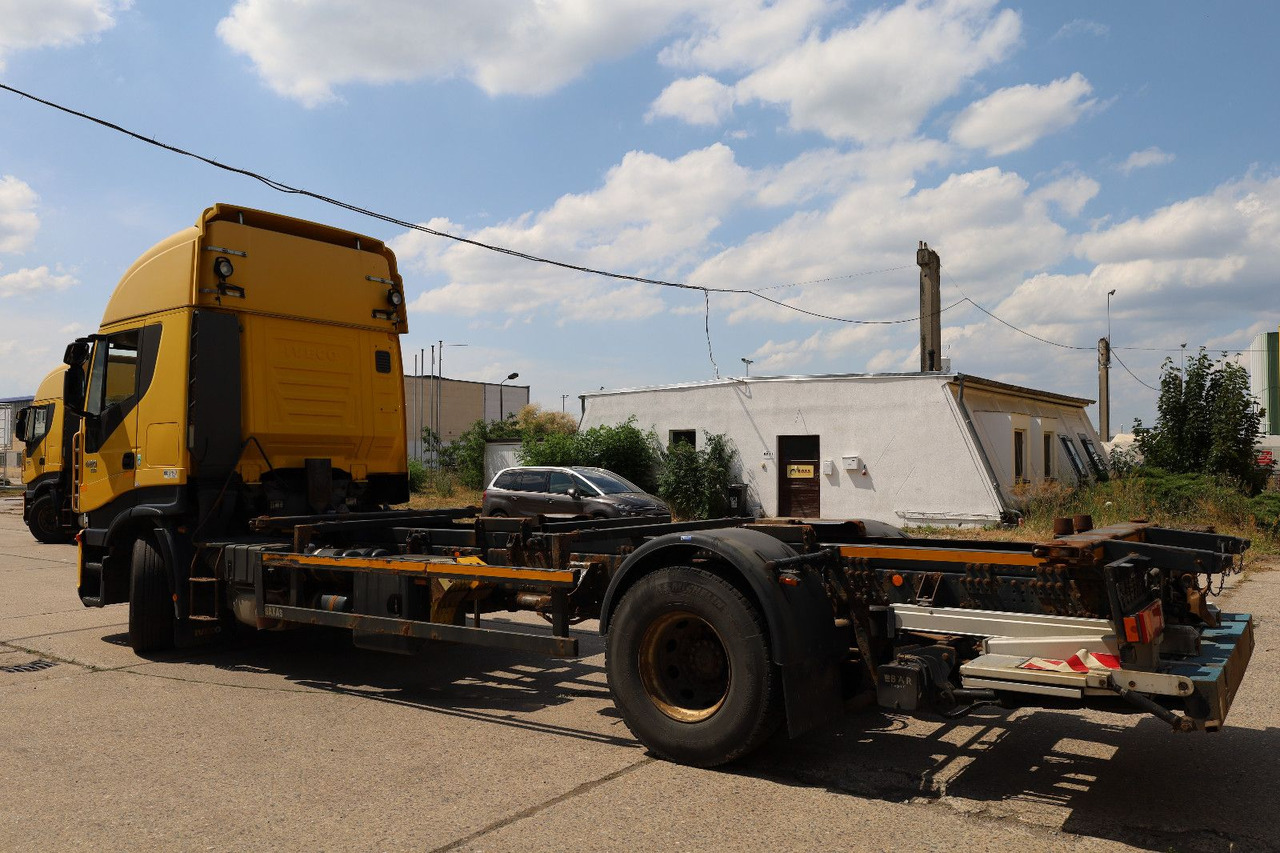 Iveco STRALIS/Magirus/L042/1. Hand - Грузовик-контейнеровоз/ Сменный кузов: фото 4 Iveco STRALIS/Magirus/L042/1. Hand - Грузовик-контейнеровоз/ Сменный кузов: фото 4