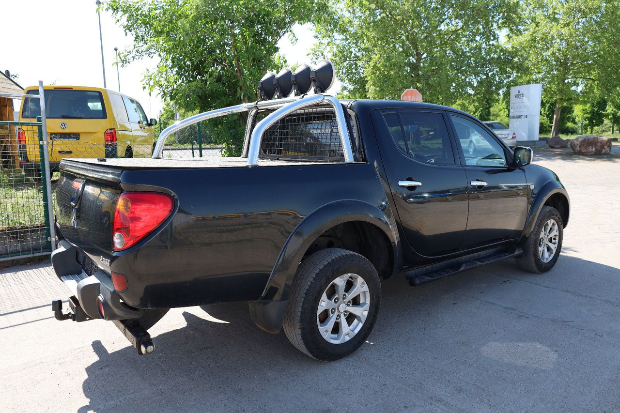 Mitsubishi L200 Invite 2.5 DI - Внедорожник: фото 3 Mitsubishi L200 Invite 2.5 DI - Внедорожник: фото 3