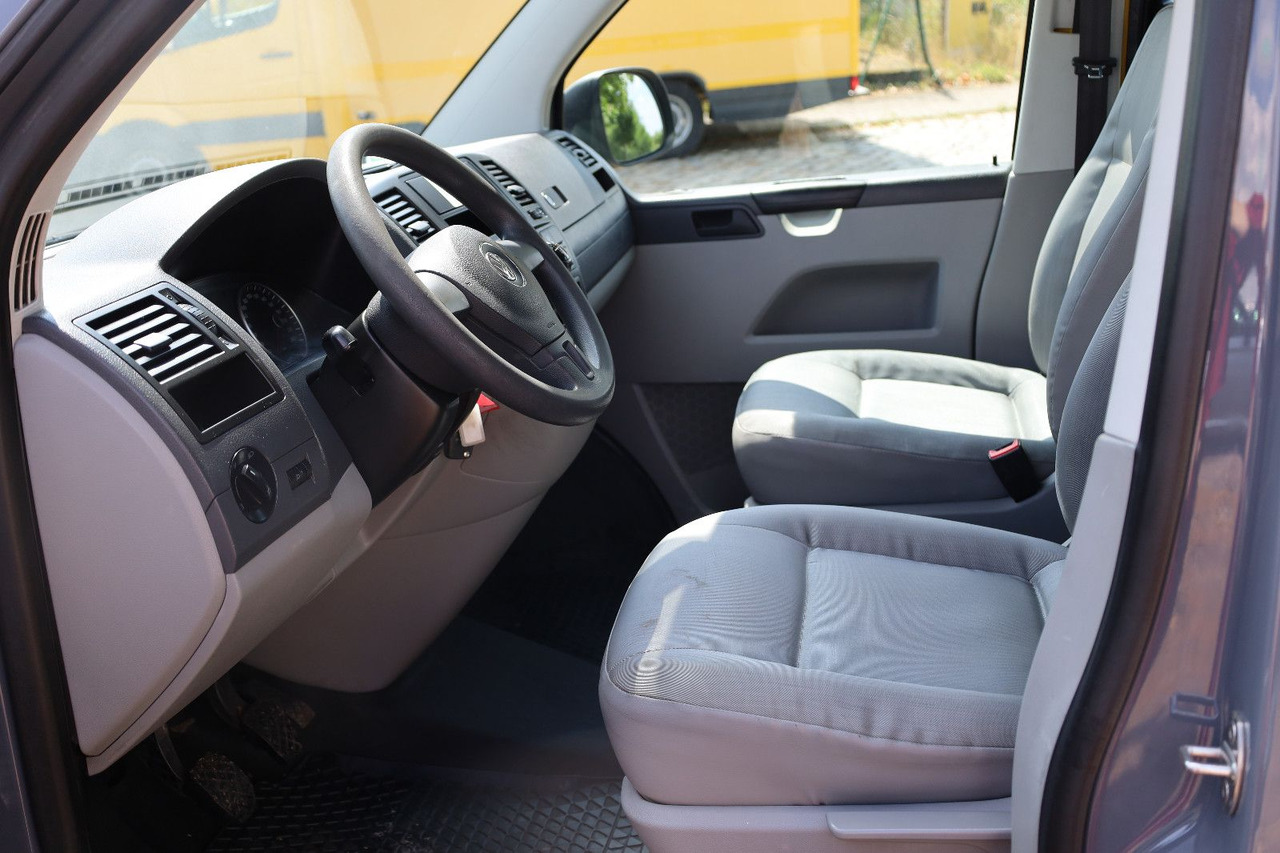 Volkswagen T5 Transporter Kasten-Kombi 2.0 TDI/EU5/5-Sitze - Пассажирский фургон: фото 5 Volkswagen T5 Transporter Kasten-Kombi 2.0 TDI/EU5/5-Sitze - Пассажирский фургон: фото 5