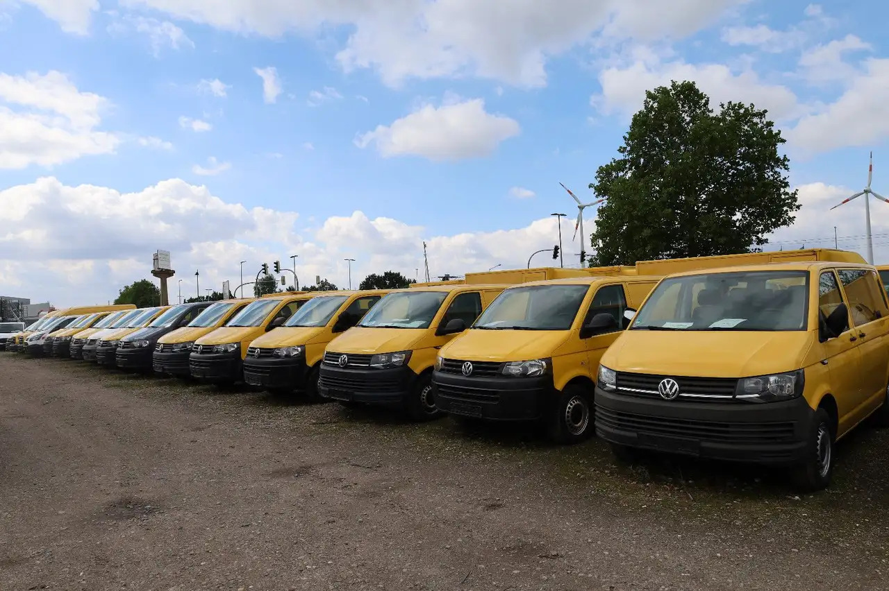 Volkswagen T5 Transporter Kasten-Kombi 2.0 TDI/EU5/5-Sitze - Грузопассажирский фургон: фото 4 Volkswagen T5 Transporter Kasten-Kombi 2.0 TDI/EU5/5-Sitze - Грузопассажирский фургон: фото 4