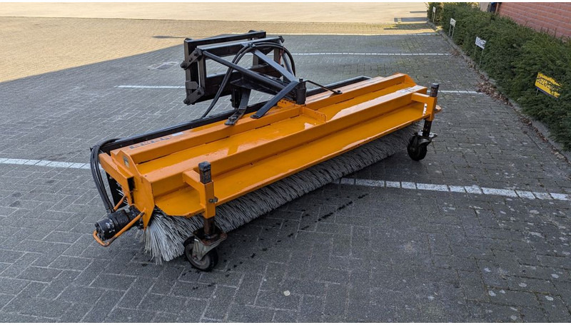 Bema Bema 25 Veegmachine - Оборудование для клининга: фото 1 Bema Bema 25 Veegmachine - Оборудование для клининга: фото 1