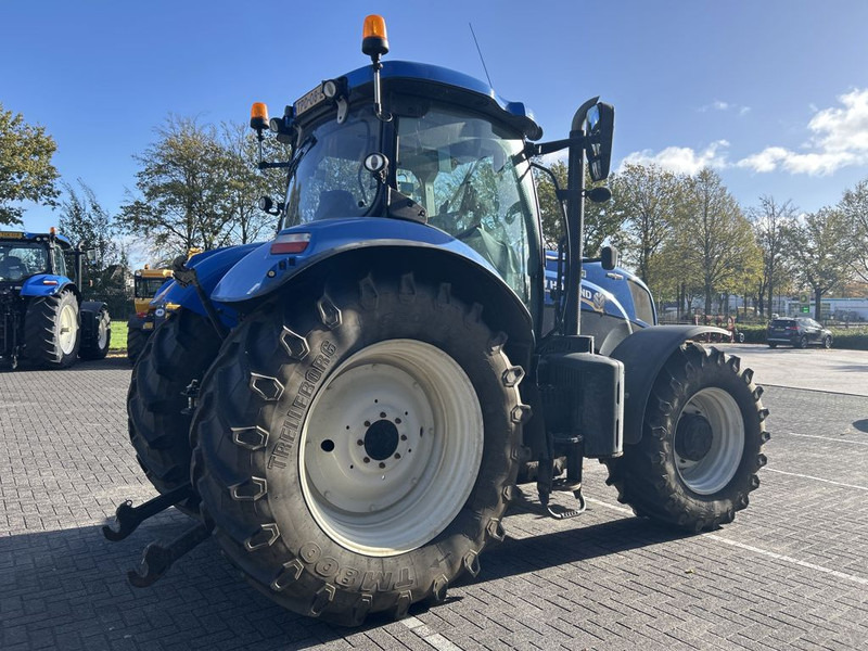 New Holland New Holland T7.200 Autocommand - Трактор: фото 4 New Holland New Holland T7.200 Autocommand - Трактор: фото 4