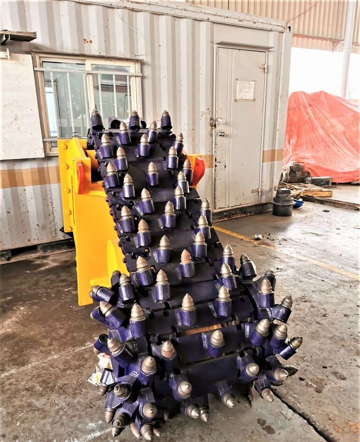 AME Chain Drum Cutter (DC 70) - Навесное оборудование для Экскаваторов: фото 1 AME Chain Drum Cutter (DC 70) - Навесное оборудование для Экскаваторов: фото 1