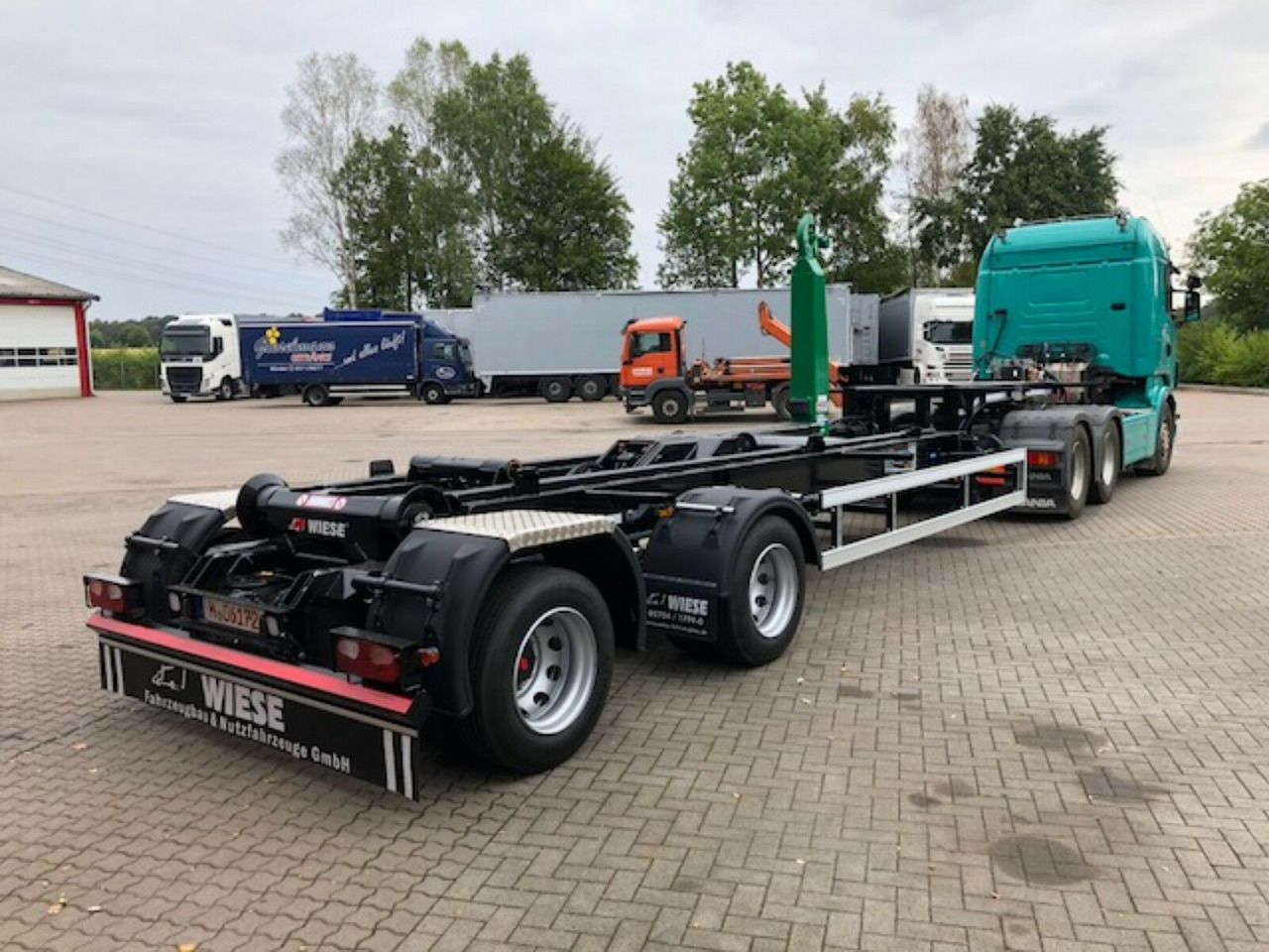 Auflieger Abrollkipper Hakenlift Hooklift - Полуприцеп-контейнеровоз/ Сменный кузов: фото 3 Auflieger Abrollkipper Hakenlift Hooklift - Полуприцеп-контейнеровоз/ Сменный кузов: фото 3