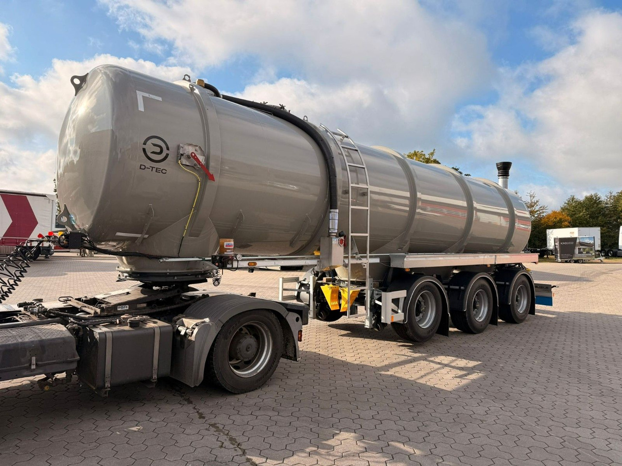 D-TEC Gülletanker 30m³ mit Zwangslenkung - Полуприцеп-цистерна: фото 5 D-TEC Gülletanker 30m³ mit Zwangslenkung - Полуприцеп-цистерна: фото 5