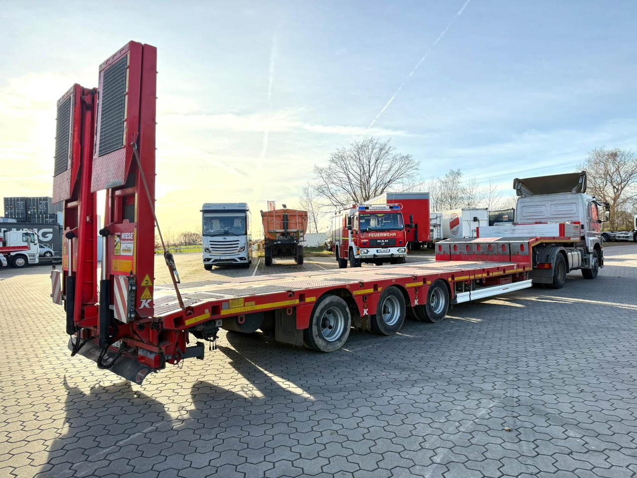 Kässbohrer K.SLA.HS Tieflader teleskopierbar hydr. Hochbett - Низкорамный полуприцеп: фото 2 Kässbohrer K.SLA.HS Tieflader teleskopierbar hydr. Hochbett - Низкорамный полуприцеп: фото 2