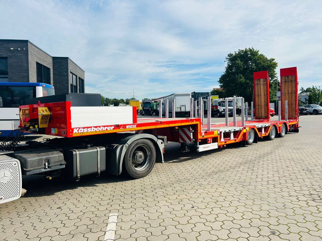 Kässbohrer KSLA RJ Mega Jumbo Tieflader mit Radmulden tele - Низкорамный полуприцеп: фото 3 Kässbohrer KSLA RJ Mega Jumbo Tieflader mit Radmulden tele - Низкорамный полуприцеп: фото 3