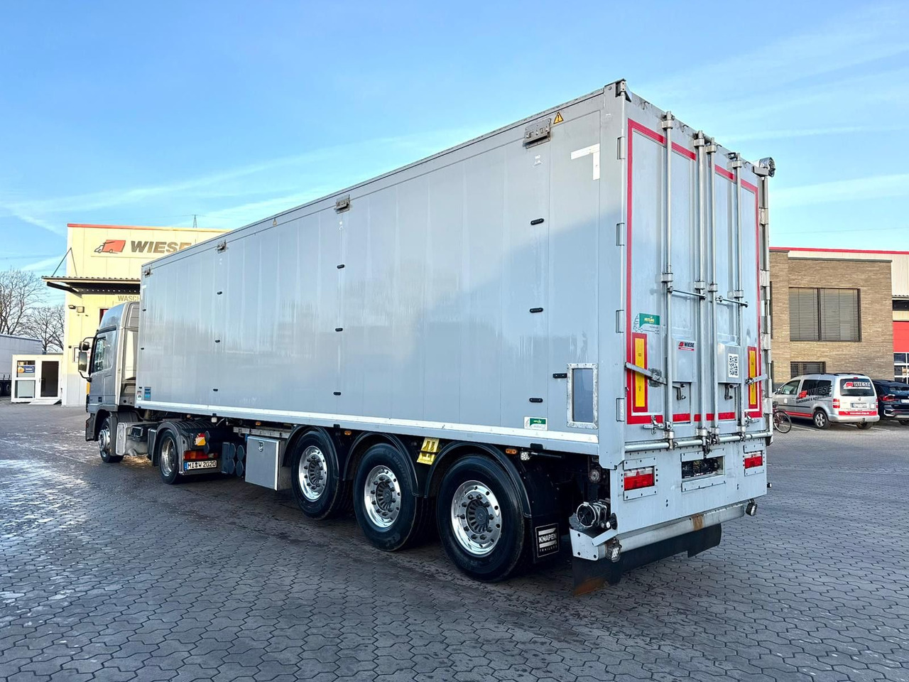 Knapen K200 Schubboden 61m³ mit Zellenradschleuse Agrar - Полуприцеп с подвижным полом: фото 3 Knapen K200 Schubboden 61m³ mit Zellenradschleuse Agrar - Полуприцеп с подвижным полом: фото 3