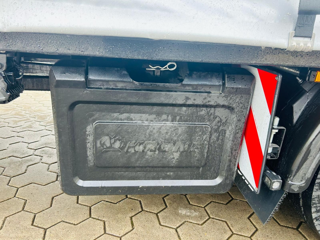 Тентованный полуприцеп Krone SDP 27 Stufensattel Auflieger mit Spreizheck: фото 12