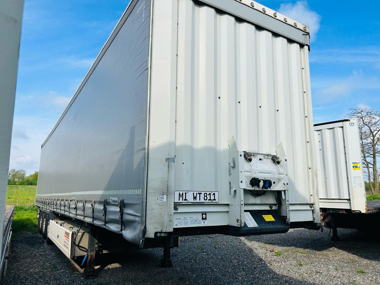 Krone Schiebeplanen Auflieger TÜV Neu - Тентованный полуприцеп: фото 4 Krone Schiebeplanen Auflieger TÜV Neu - Тентованный полуприцеп: фото 4