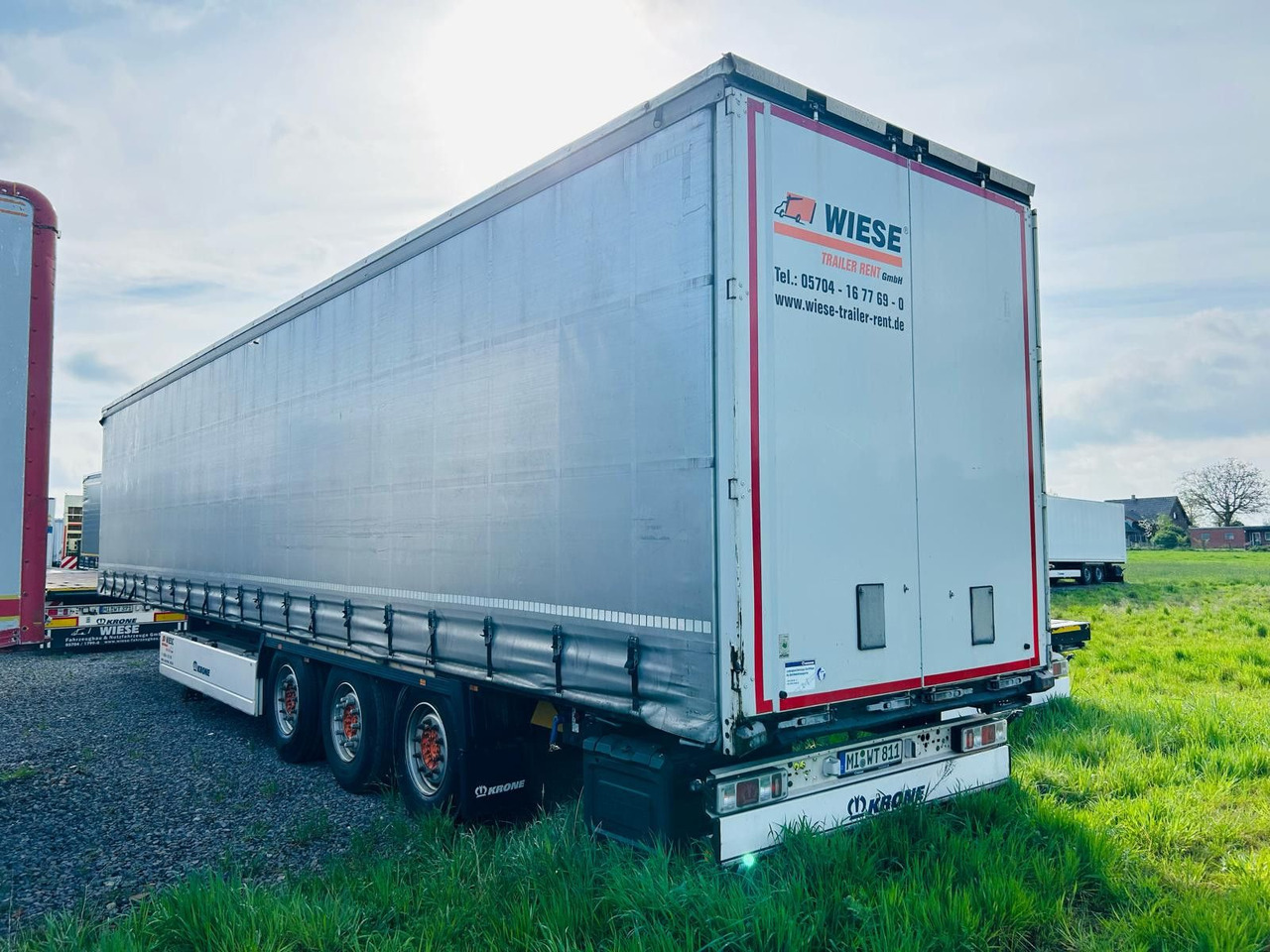 Krone Schiebeplanen Auflieger TÜV Neu - Тентованный полуприцеп: фото 2 Krone Schiebeplanen Auflieger TÜV Neu - Тентованный полуприцеп: фото 2